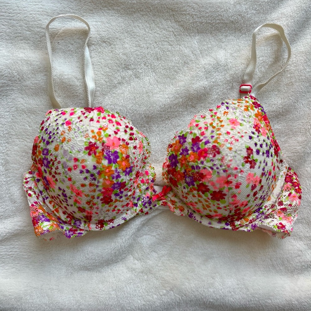 Victoria’s Secret Dream Angels Pink Floral Push Up Bra
